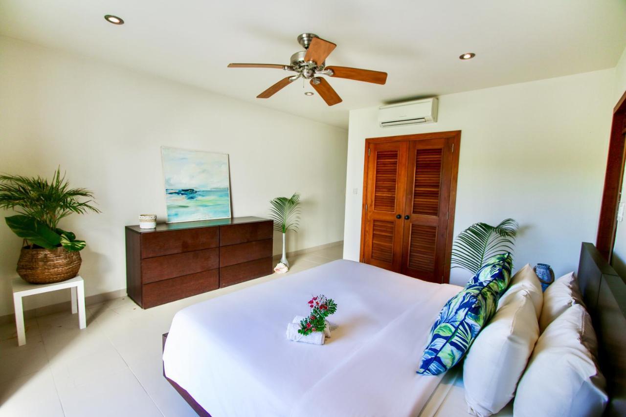 The Hideaway At Hughes Point Hotel Freetown Exterior photo
